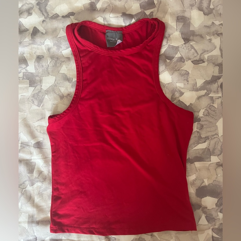 red tank top